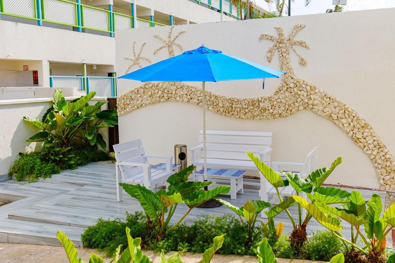 Blue Horizon Hotel Rockley Exterior foto