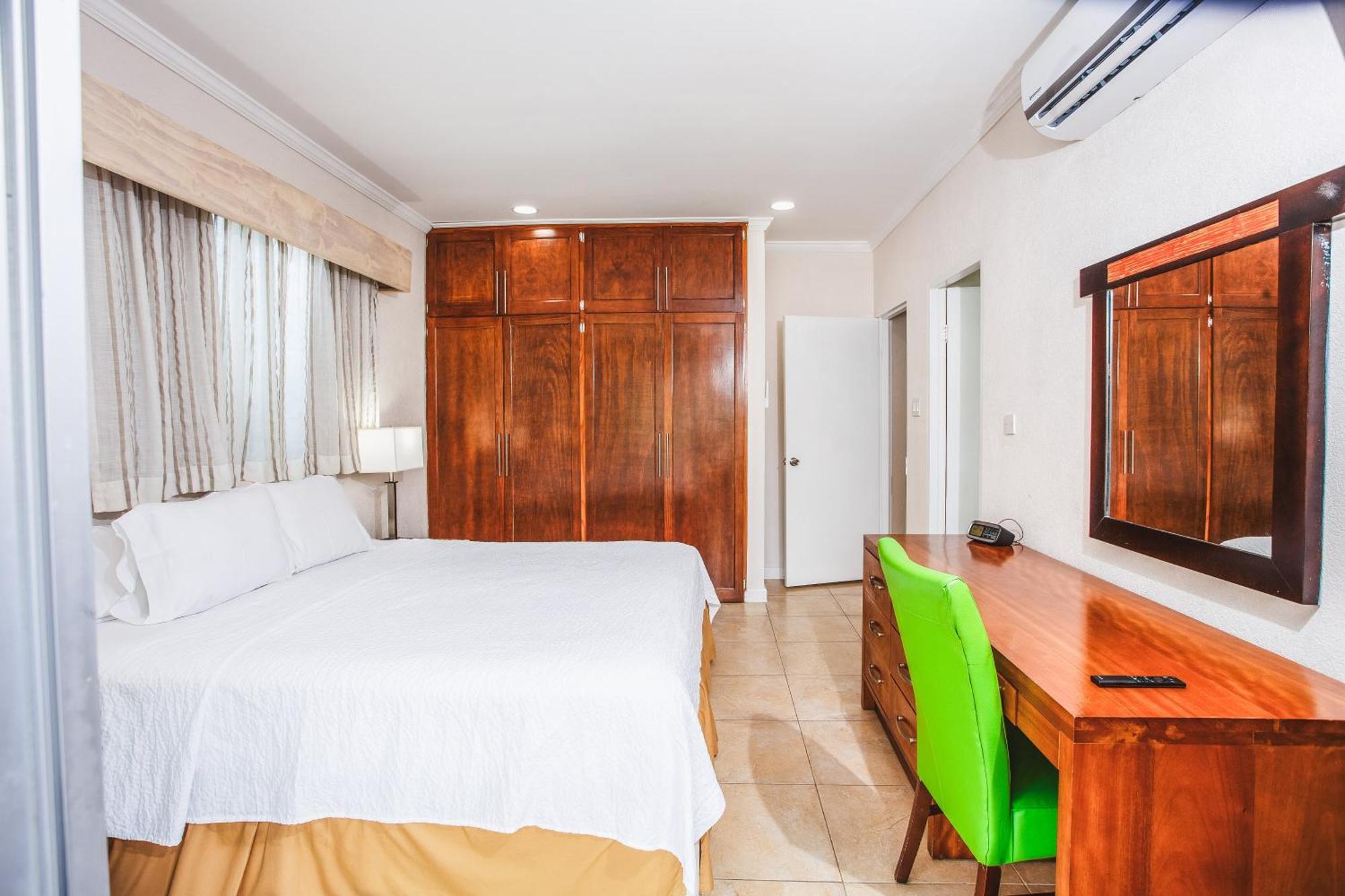 Blue Horizon Hotel Rockley Exterior foto